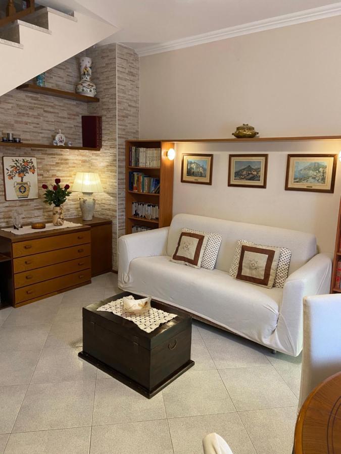 Residenza Antico Borgo Del Pozzo Aparthotel Tramonti Exterior photo