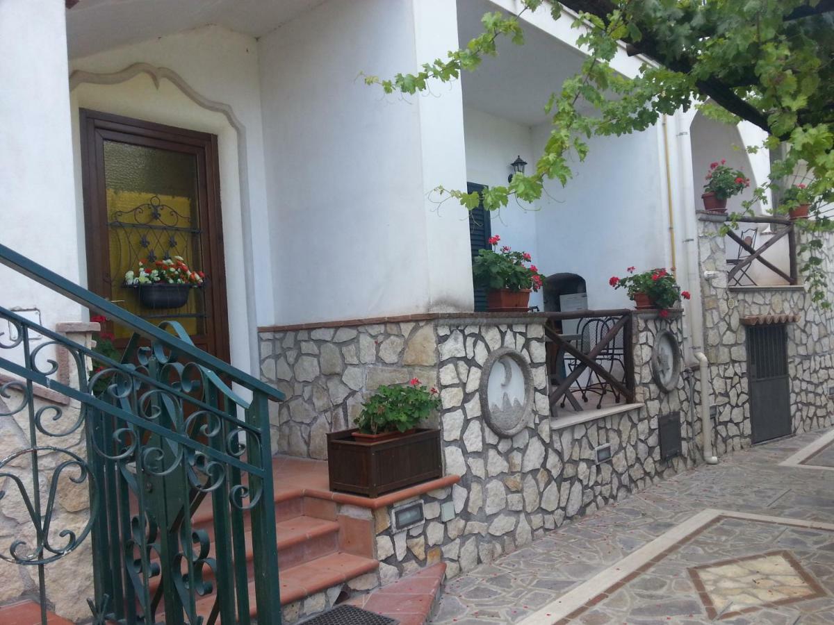 Residenza Antico Borgo Del Pozzo Aparthotel Tramonti Exterior photo